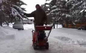 Снего-шайтанная машина. Канадастан. Февраль 2015
