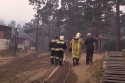 Туристы эвакуированы с Байкала из-за пожаров