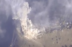 Очередное видео ударов по позициям ИГ в Сирии (02.11.2015)