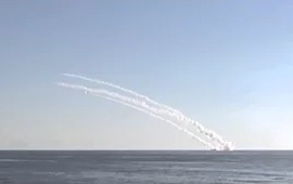 Кадры ракетного удара по ИГИЛ из Средиземного моря с русской подлодки.