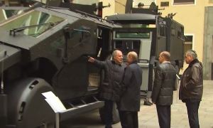 Новые броневики для спецназа ФСБ показали Владимиру Путину