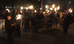 Факельное шествие в честь Дня защитника Украины