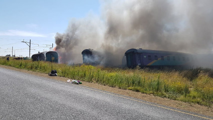 Катастрофа в ЮАР: Столкнулись пассажирский поезд и грузовик (пострадавших - более 250)