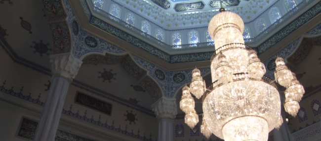 Соборная мечеть в Москве, вид изнутри