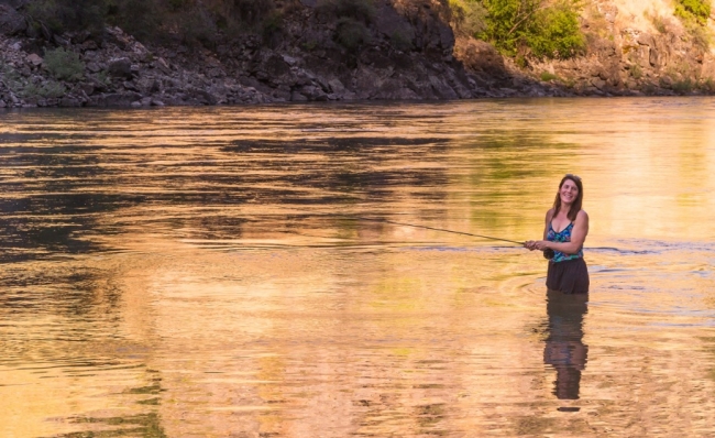 Девчата на рыбалке