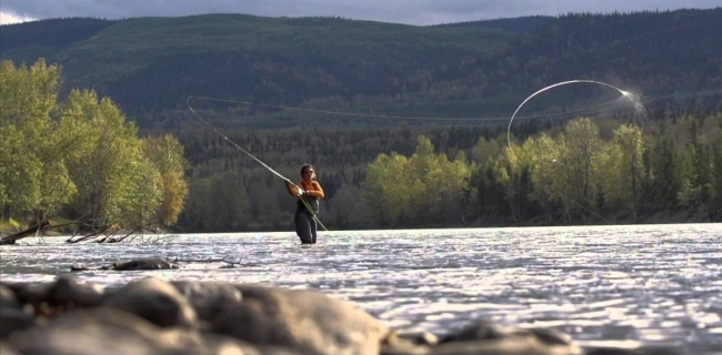 Девчата на рыбалке