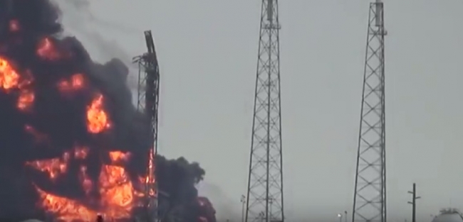 Взрыв ракеты Falcon