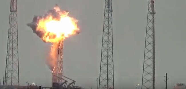 Взрыв ракеты Falcon