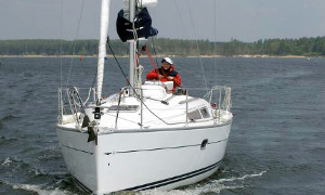 Яхта Бавария Круизер 30