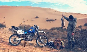 Always Alone: Охота на зайца в пустыне. Охота на мотоцикле Иж-43.