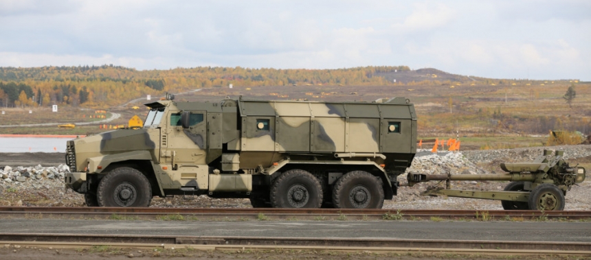 Самый безопасный автомобиль в мире - Тайфун-У