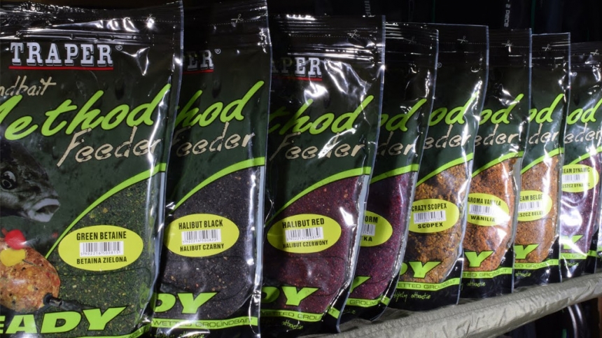Лучше использовать прикормки от профессионального производителя, TRAPER