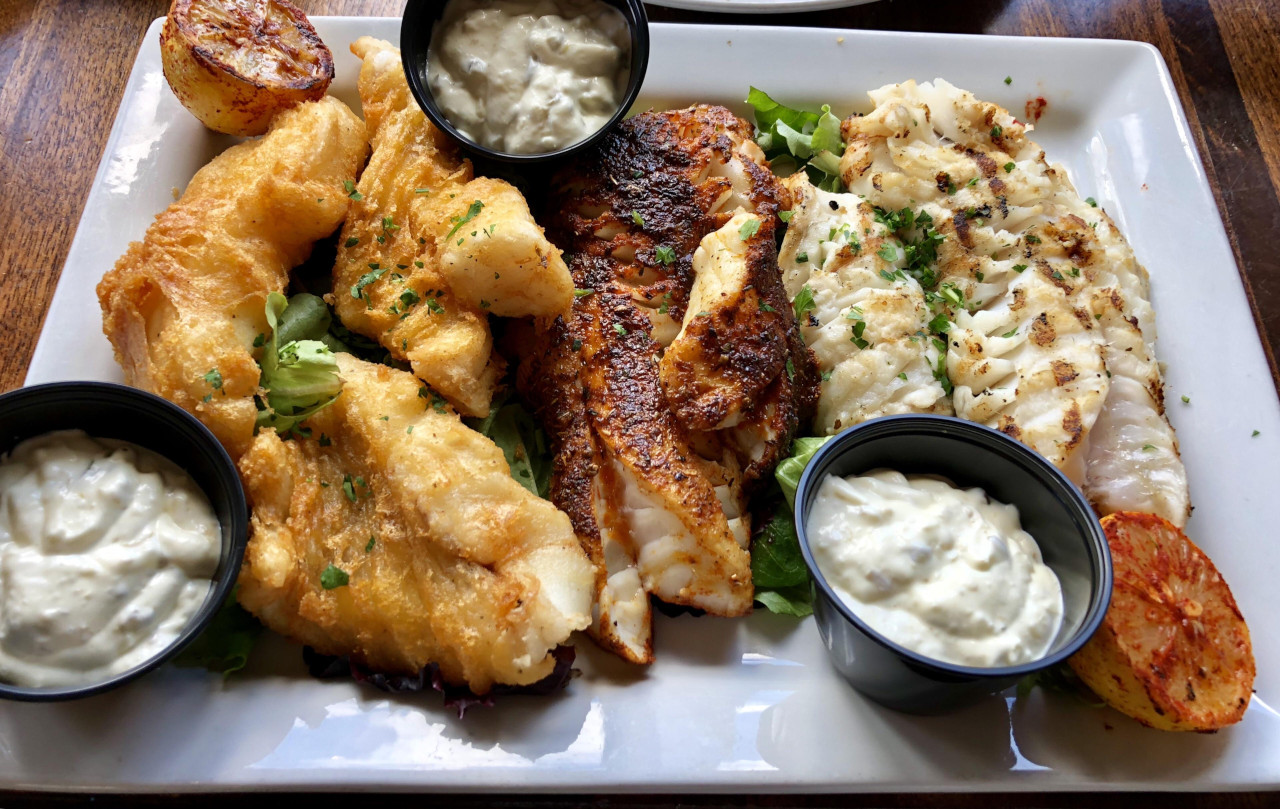 Жаренный Threestripe rockfish