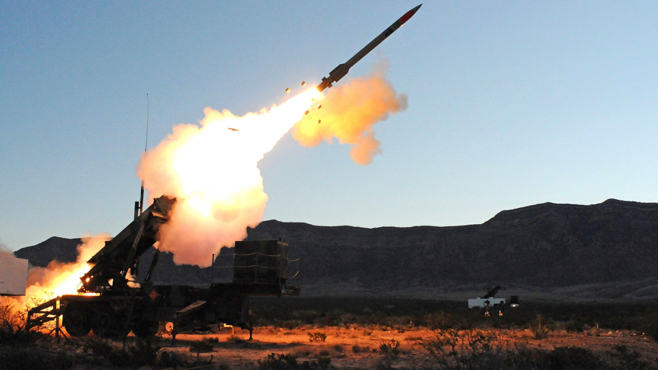 Почему ЗРК Patriot не работает?