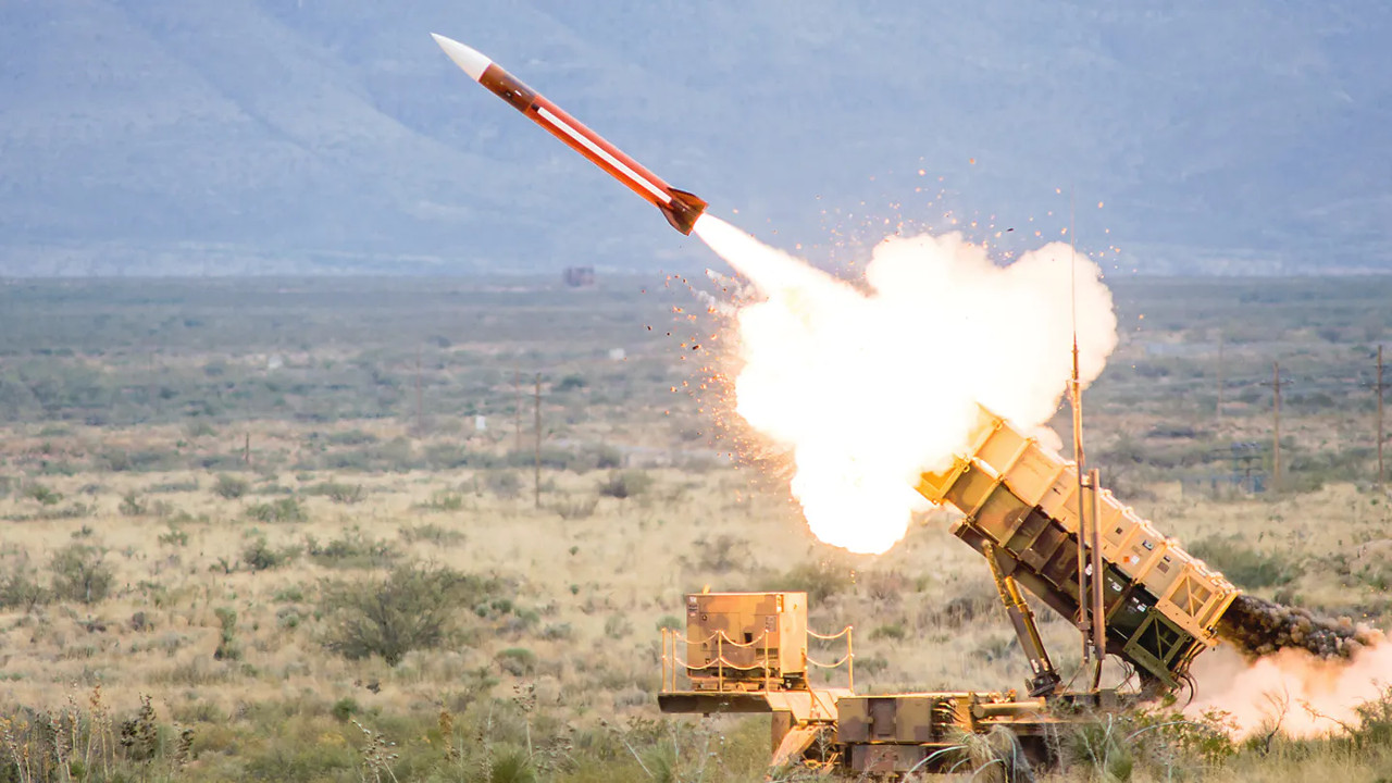 Почему ЗРК Patriot не работает?